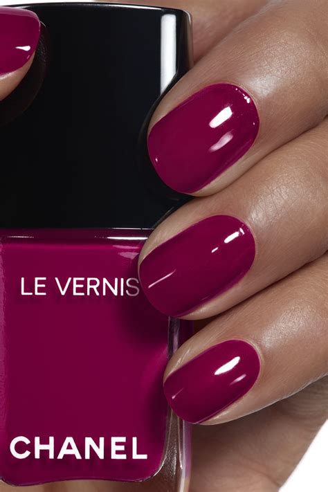 chanel le vernis 761 vibration|LE VERNIS Longwear nail colour 761 .